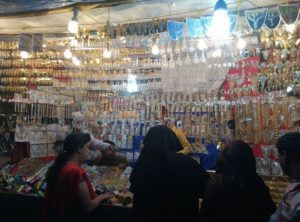 Women buying jewellery (Tilak Nagar)