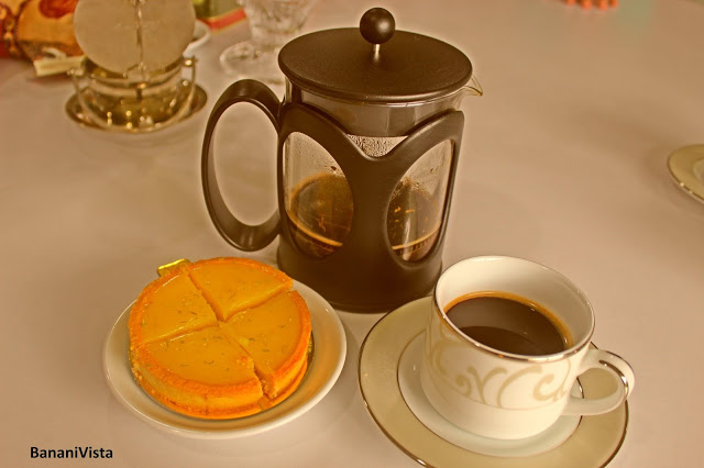 The French pot with a piston- served Classic Mountain with lemon tart