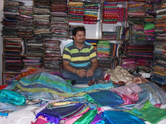 Bed Silk and Pashmina Shop